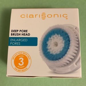 1- Clarisonic Deep Pore Brush Heads
New in box